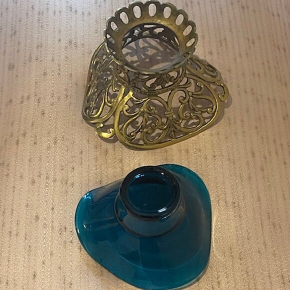 Vintage Ornate Footed Brass Basket with Blue Glass Bowl Victorian Hollywood Rgy - Picture 6 of 8